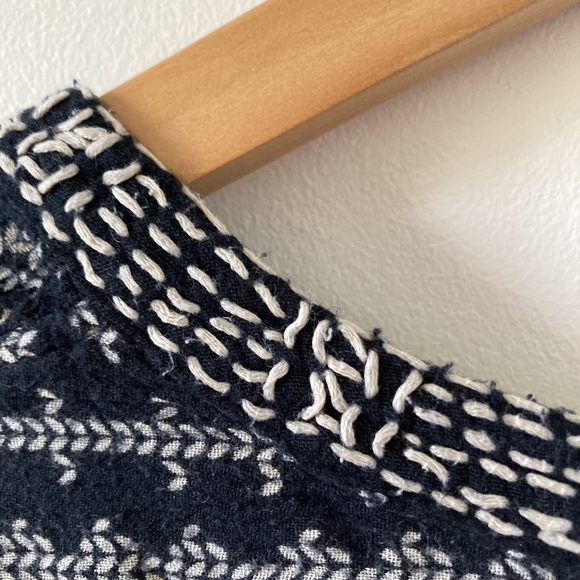 Velvet by Graham Spencer Women's Cheesecloth Blouse, UK Size 14 - Picture 7 of 14